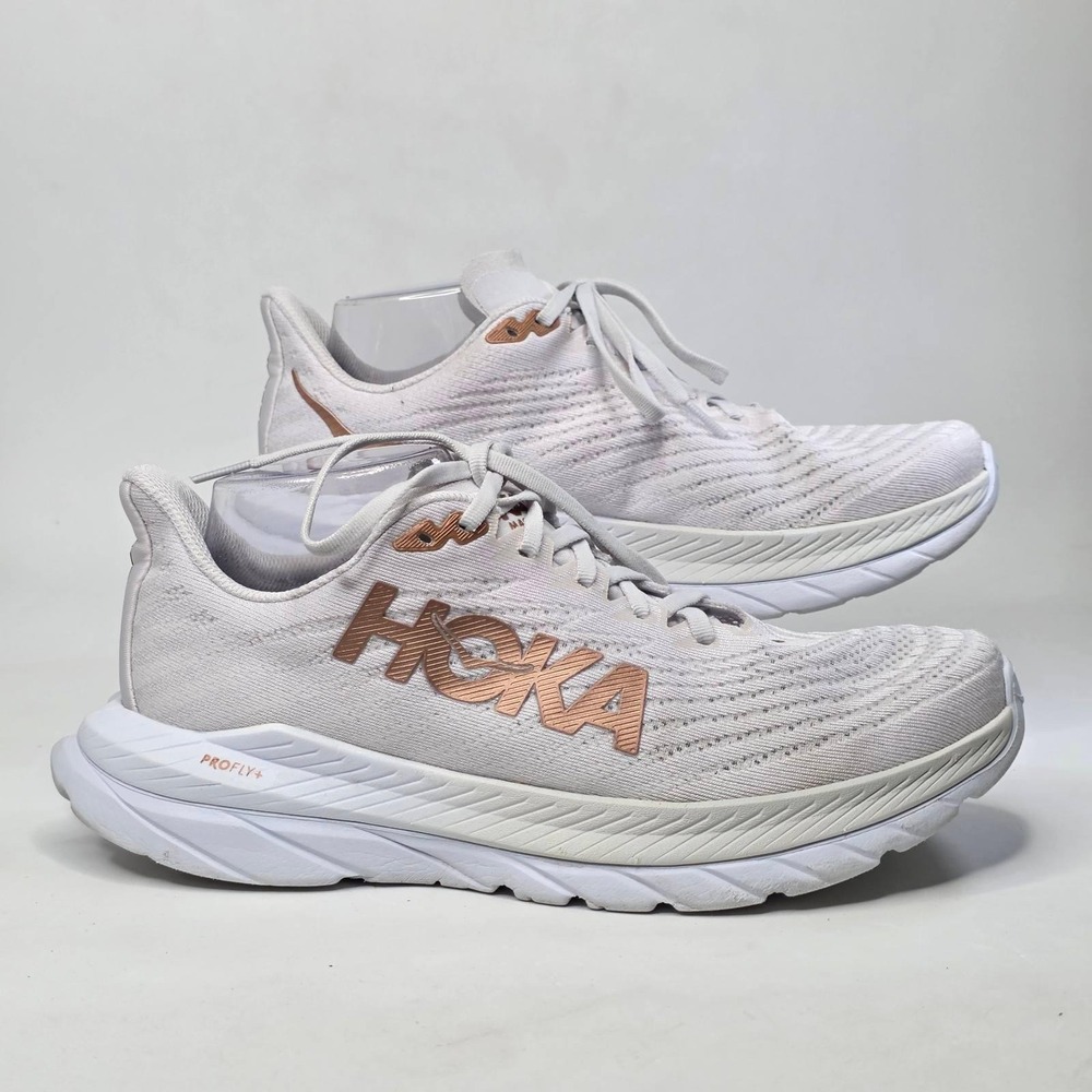 Hoka Mach 5 Sneakers Women's Size 9 B UK 7.5 White Copper Athletic Running Shoes